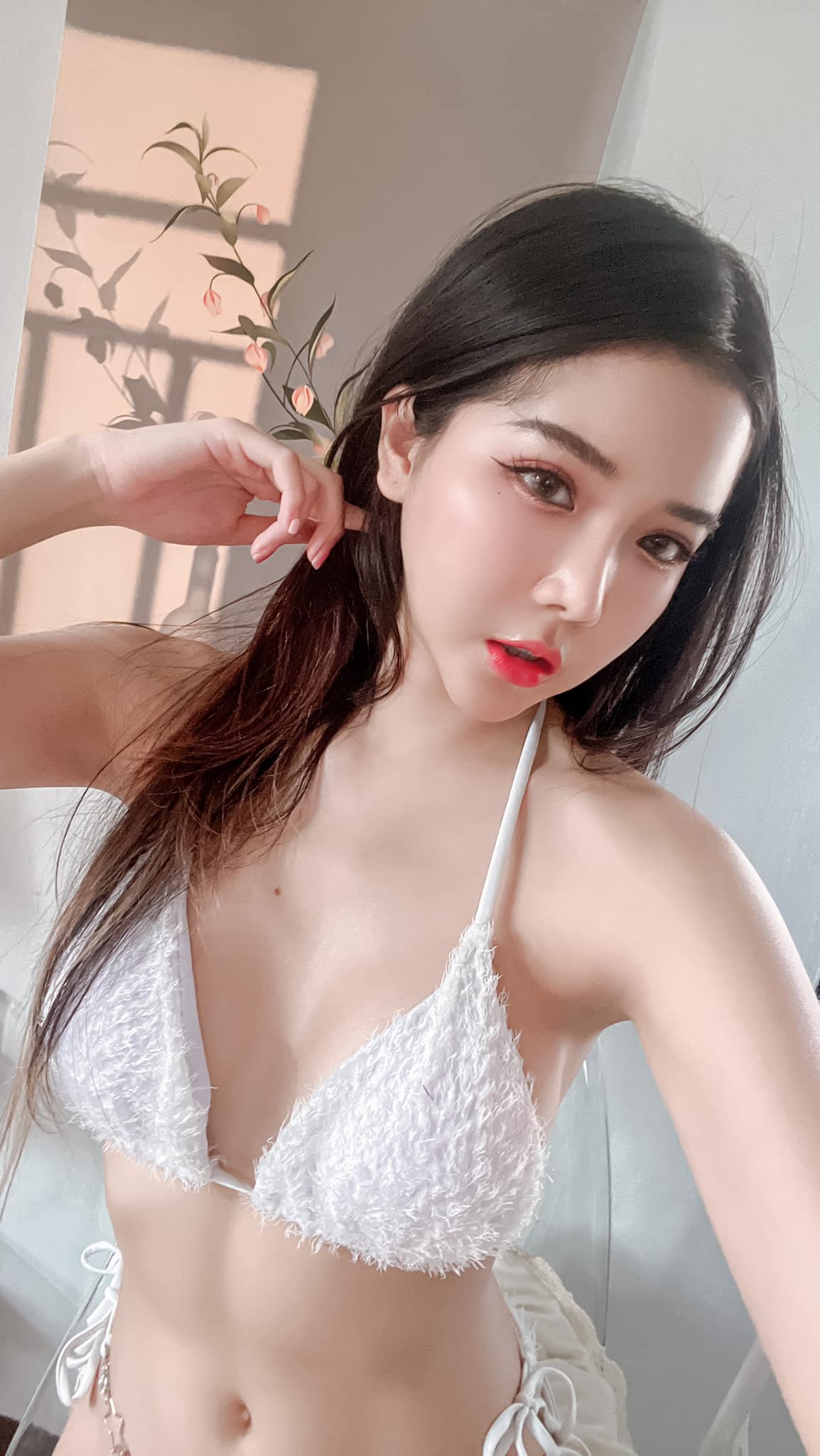ใบเฟิร์น พิชญ์ชามญช์ สาว Onlyfans สุดเซ็กซี่ ดีกรีนางงาม 23