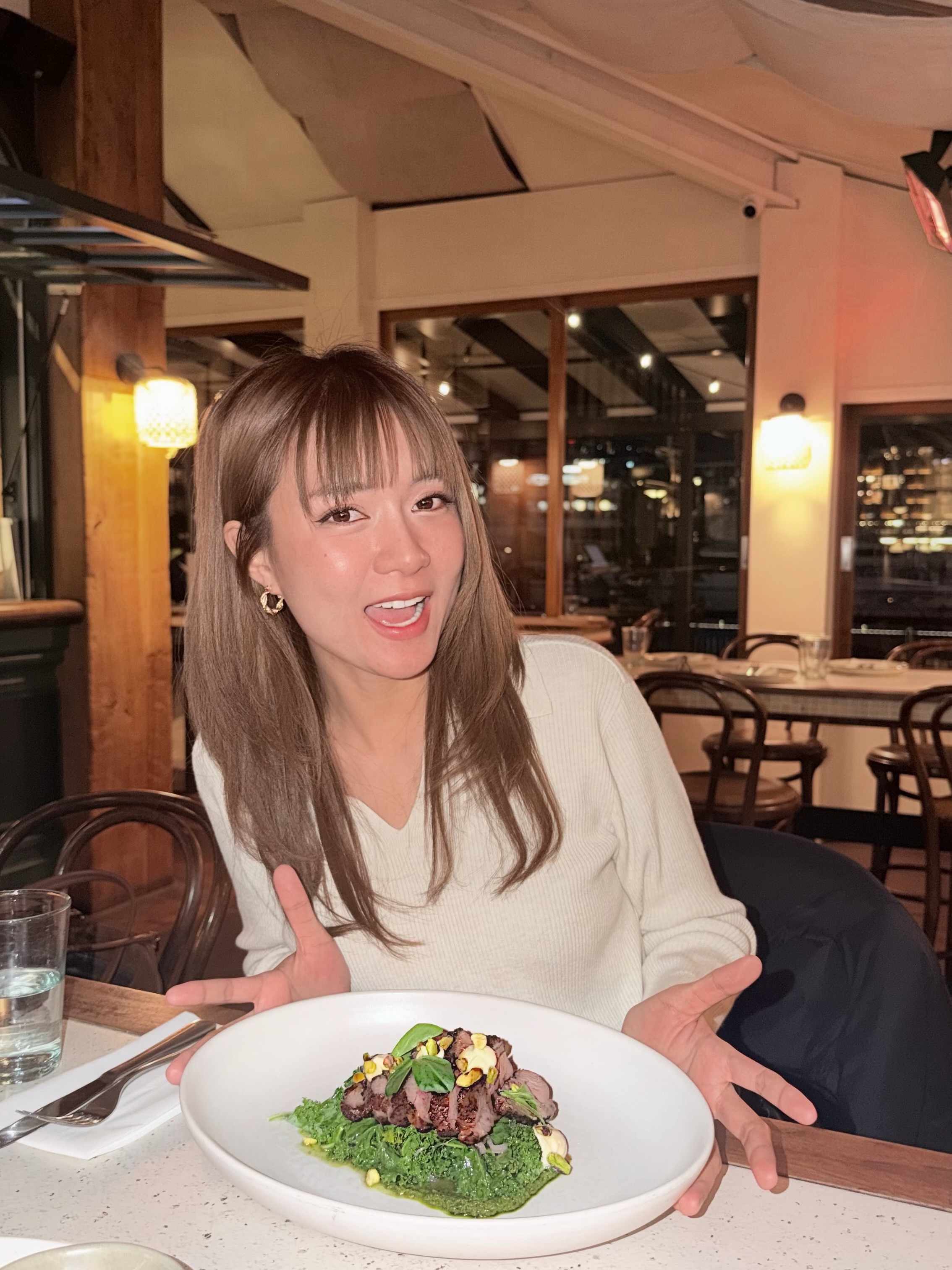 น้องบี๋ หรือ ปรียารินท์ รวีพุฒิพงศ์ อินฟลูเอนเซอร์สาวสวย จากช่อง “พี่ตี๋กับน้องบี๋” 16